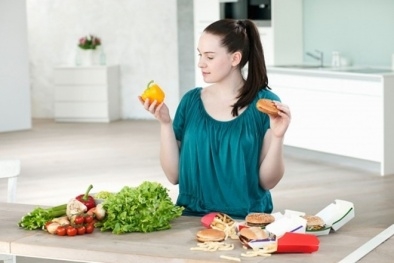 Chế độ dinh dưỡng cho mẹ bầu khi bị thừa cân