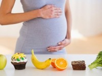 Chế độ dinh dưỡng cho bà bầu 3 tháng đầu và 3 tháng cuối thai kỳ