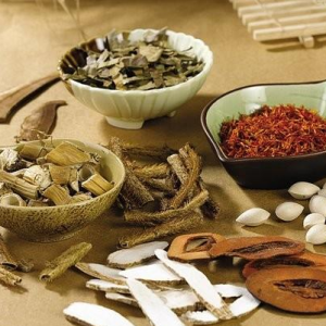Bài thuốc đông y đơn giản chữa mụn trứng cá