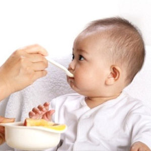 Top 4 loại thực phẩm giàu dinh dưỡng cho bé 6 tháng tuổi