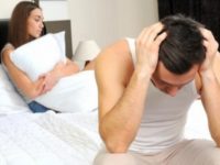 Bệnh gout có quan hệ tình dục được không? Chúng có liên quan không?