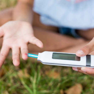 Dấu hiệu, cách phòng tránh bệnh tiểu đường ở trẻ em